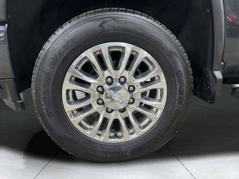 Used 2020 Chevrolet Silverado 2500 High Country w/ Technology Package AWD/4WD image 52