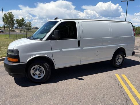 Used 2020 Chevrolet Express 2500 w/ Driver Convenience Package RWD image 3