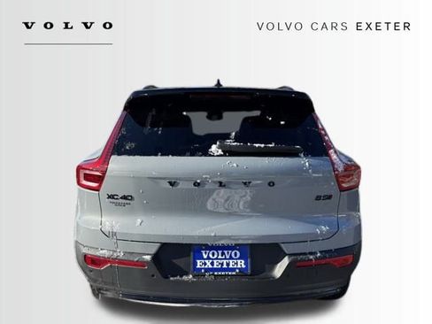 New 2026 Volvo XC40 B5 Ultra w/ Protection Package Premier image 3