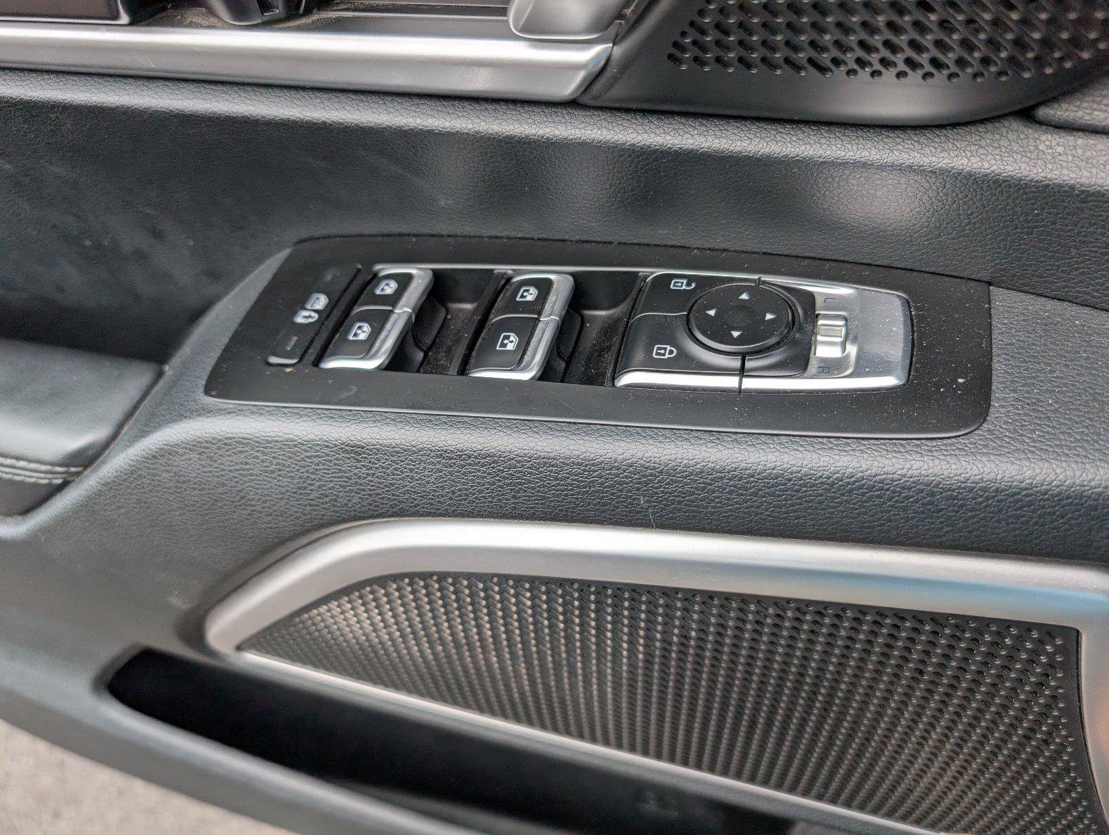 Used 2025 Kia Telluride S AWD/4WD image 16