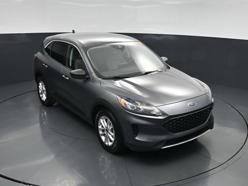 Used 2022 Ford Escape SE FWD image 32