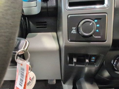 Certified 2018 Ford F350 XLT w/ XLT Value Package AWD/4WD image 21