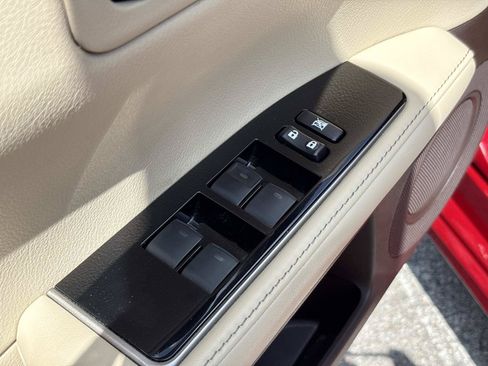 Used 2017 Lexus ES 350 w/ Luxury Package FWD image 14