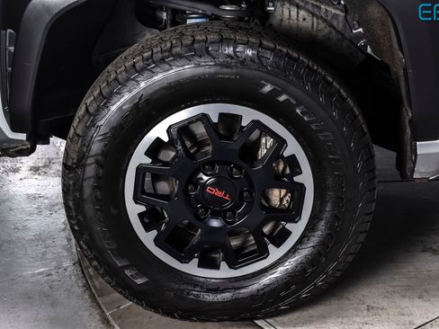Used 2024 Toyota Tacoma TRD Off-Road AWD/4WD image 8