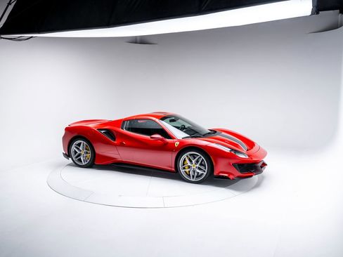 Used 2020 Ferrari 488 Pista Spider image 46