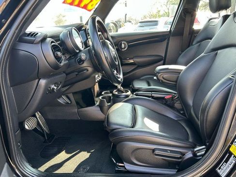 Used 2018 MINI Cooper S FWD image 5