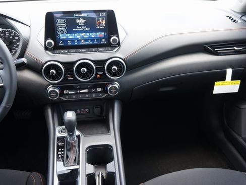 Certified 2024 Nissan Sentra SR image 13