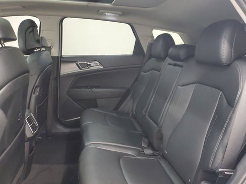 Used 2024 Kia Sportage SX image 13