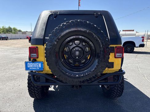 Used 2015 Jeep Wrangler Unlimited Sport w/ Max Tow Package AWD/4WD image 5