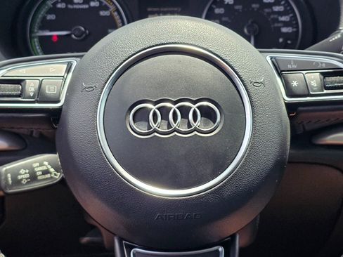 Used 2016 Audi A3 e-tron Premium w/ Audi MMI Navigation Plus FWD image 27