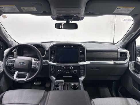 Used 2025 Ford F150 Lariat w/ Equipment Group 501A Mid AWD/4WD image 18