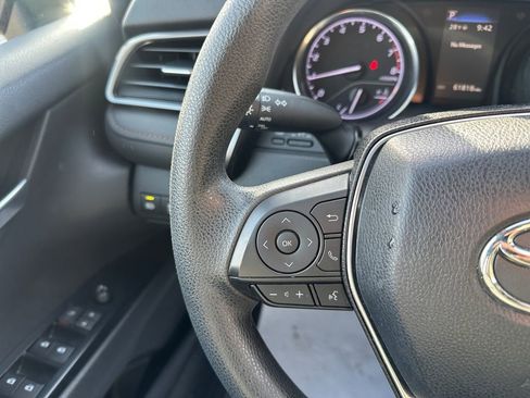 Used 2019 Toyota Camry LE image 16