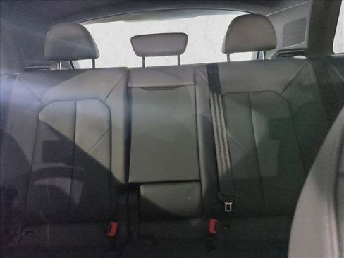 Certified 2025 Audi Q3 2.0T Premium w/ Convenience Package image 24