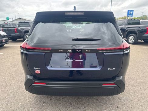 Used 2026 Toyota RAV4 XLE Premium w/ Panoramic Sun Roof Package AWD/4WD image 6