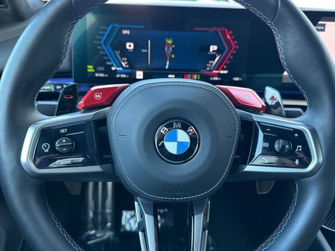 Used 2025 BMW M5 w/ Carbon Package image 26