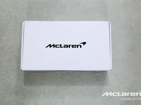 Used 2026 McLaren 750S Spider RWD image 22