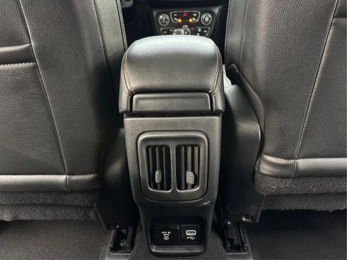 Used 2021 Jeep Compass Limited w/ Sun and Sound Group AWD/4WD image 27