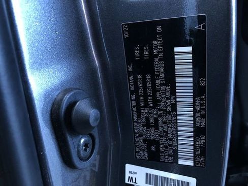 Used 2023 Toyota Highlander XLE image 33