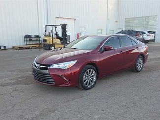 Used 2017 Toyota Camry XLE w/ Moonroof Package video 2