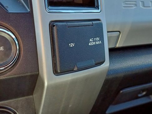 Used 2019 Ford F350 Lariat w/ Lariat Ultimate Package AWD/4WD image 29