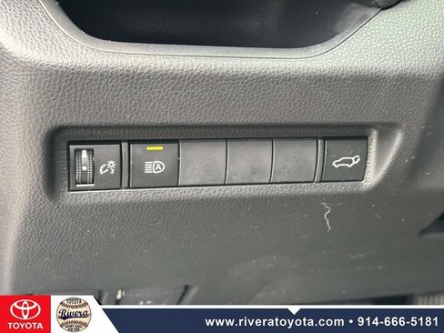 Used 2023 Toyota RAV4 XLE w/ Convenience Package AWD/4WD image 25