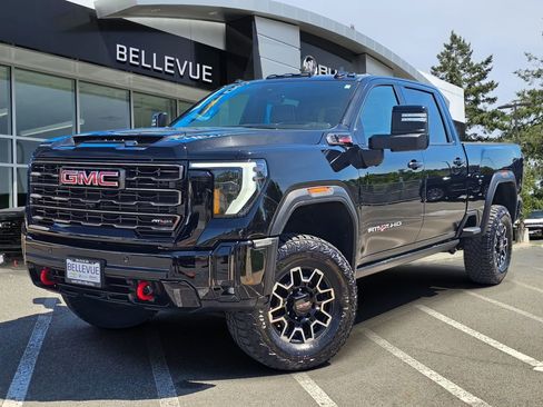 Used 2025 GMC Sierra 2500 AT4X AWD/4WD image 1