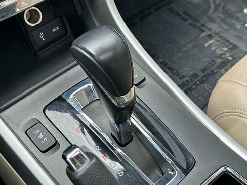 Used 2015 Honda Accord EX-L image 20