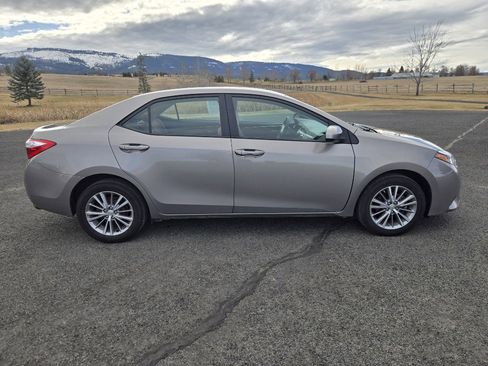 Used 2014 Toyota Corolla LE image 4