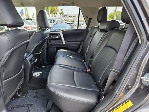 Used 2020 Toyota 4Runner SR5 image 5