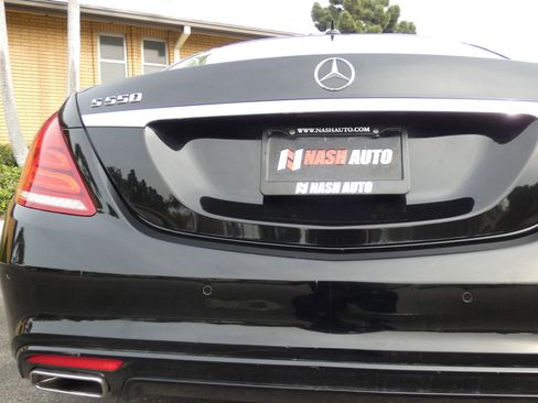 Used 2014 Mercedes-Benz S 550 Sedan image 11