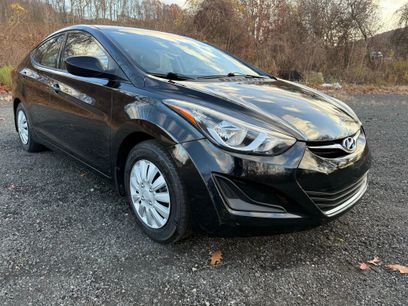 Used 2016 Hyundai Elantra SE