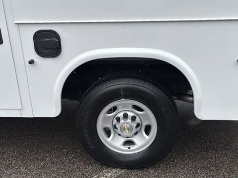 New 2025 Chevrolet Express 3500 Work Van w/ Power Convenience Package image 23