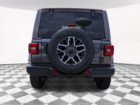 New 2026 Jeep Wrangler Unlimited Sahara AWD/4WD image 13