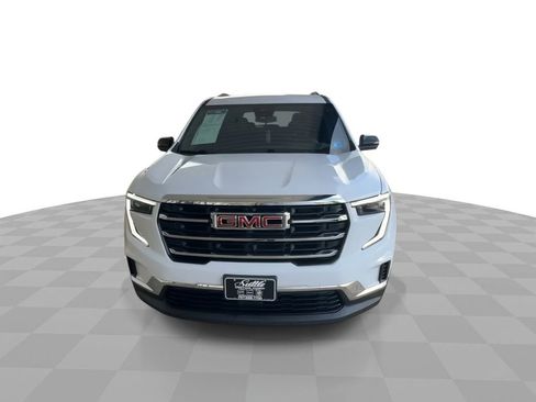 Certified 2025 GMC Acadia Elevation FWD image 3