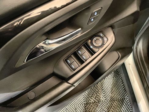 Used 2022 Chevrolet TrailBlazer RS w/ Technology Package image 21