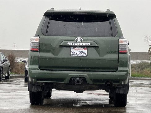 Certified 2022 Toyota 4Runner TRD Sport image 6