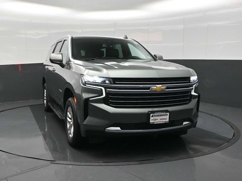 Used 2024 Chevrolet Tahoe LT image 3