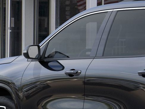 New 2026 Chevrolet Traverse High Country w/ LPO, Floor Liner Package image 12