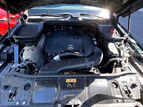 Used 2020 Mercedes-Benz GLE 350 4MATIC w/ Premium Package image 32