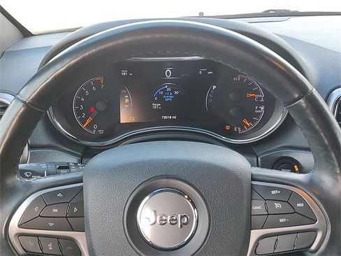 Certified 2018 Jeep Grand Cherokee Limited image 17
