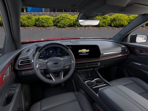 New 2026 Chevrolet Traverse Z71 w/ Enhanced Driving Package AWD/4WD image 39