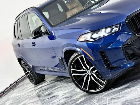 Used 2024 BMW X5 M60i image 4
