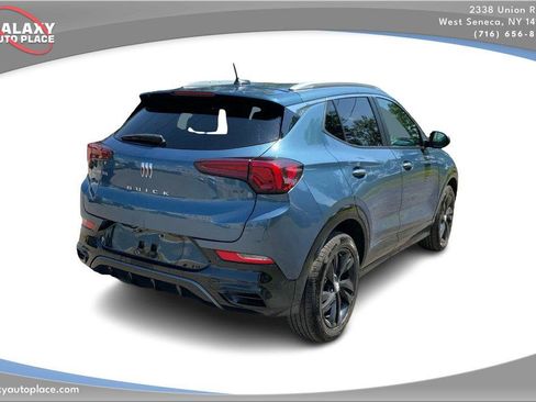 Used 2024 Buick Encore GX Sport Touring AWD/4WD image 5