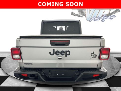 Used 2021 Jeep Gladiator Sport AWD/4WD image 7