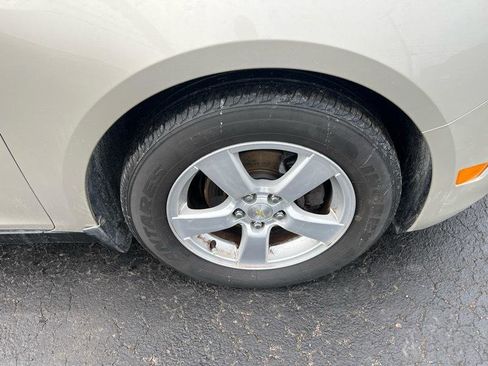 Used 2016 Chevrolet Cruze LT image 21