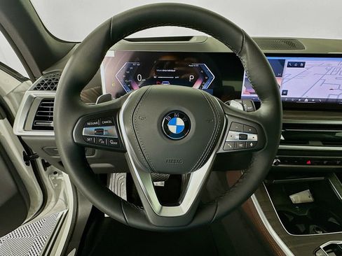 New 2026 BMW X5 xDrive40i w/ Premium Package image 10