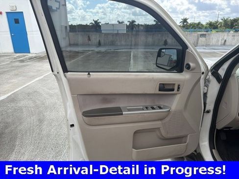 Used 2011 Ford Escape 2WD Hybrid image 10