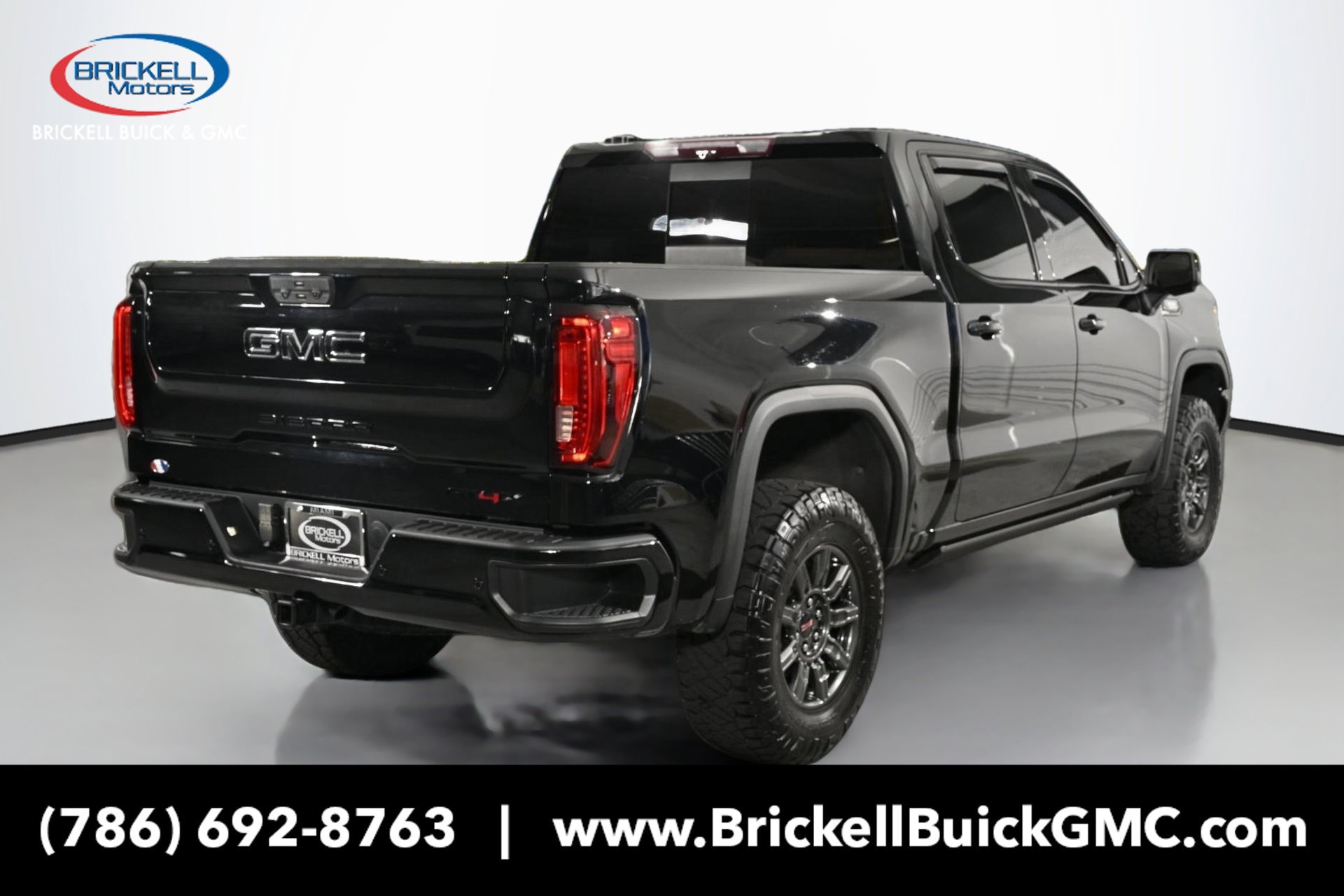 Used 2024 GMC Sierra 1500 AT4X AWD/4WD image 6