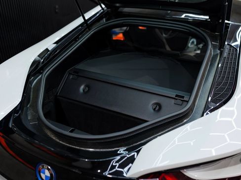 Used 2015 BMW i8 AWD/4WD image 17