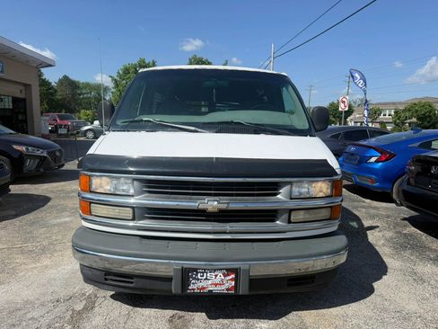 Used 1997 Chevrolet Express 1500 RWD image 9